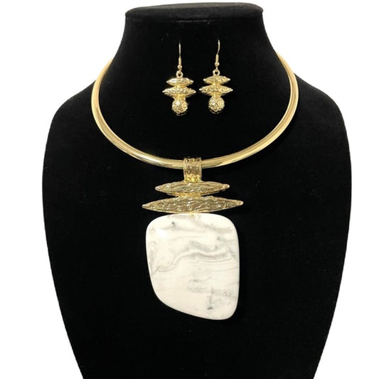 1058-Choker Drop Bib Pendant Necklace Set- White
