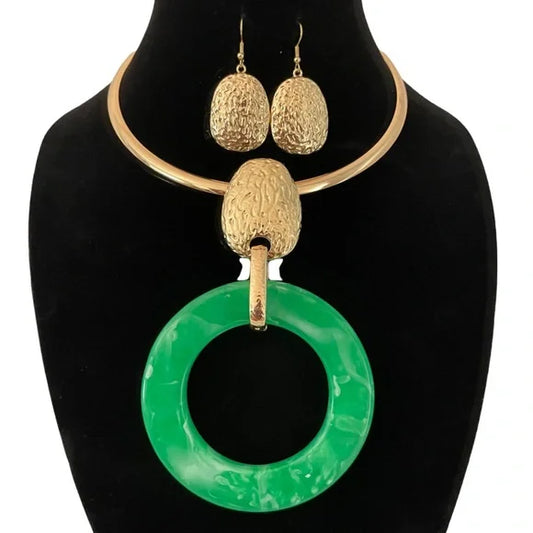 1192-Round Acetate Pendant Necklace Set-Green/Gold